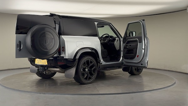 Used Land Rover Defender 90 2021 for sale - 76119517: Photo 58