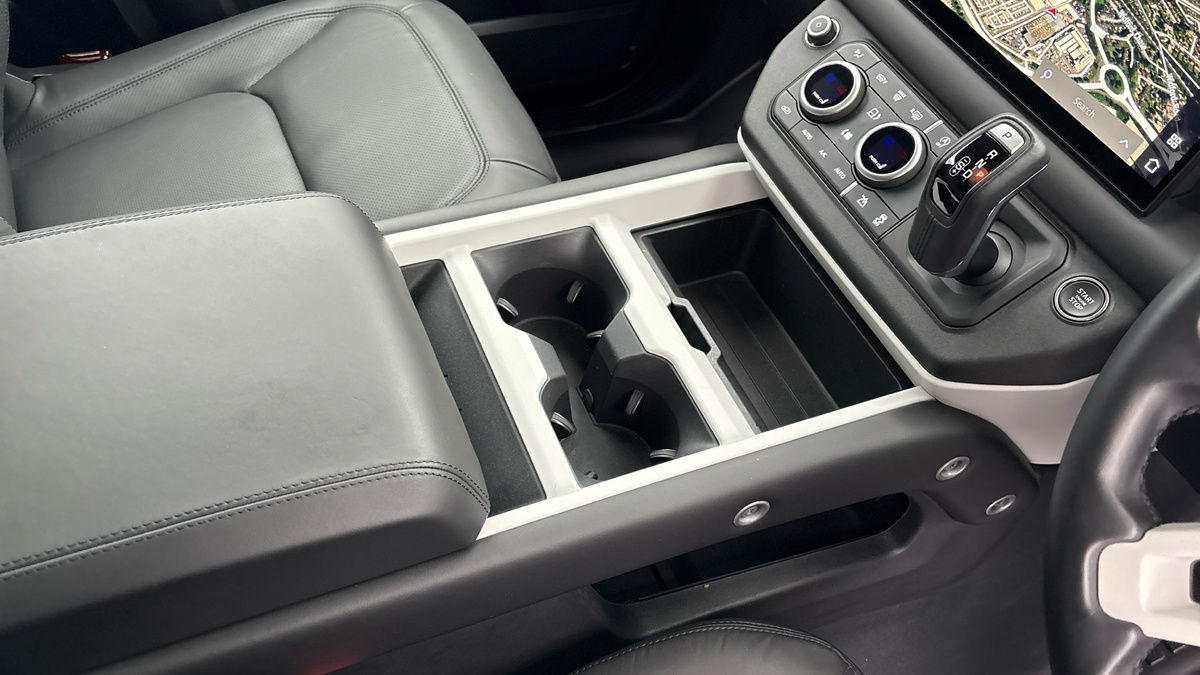 Used Land Rover Defender 90 2024 for sale - 77014697: Photo 18