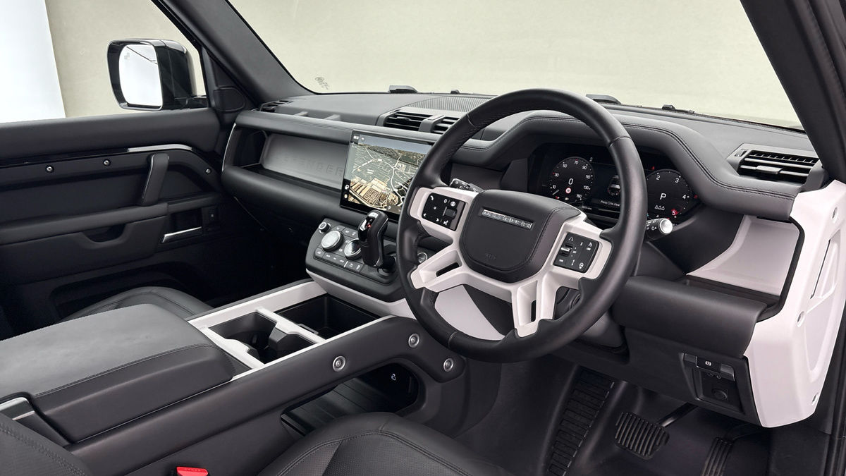 Used Land Rover Defender 90 2024 for sale - 77014697: Photo 5