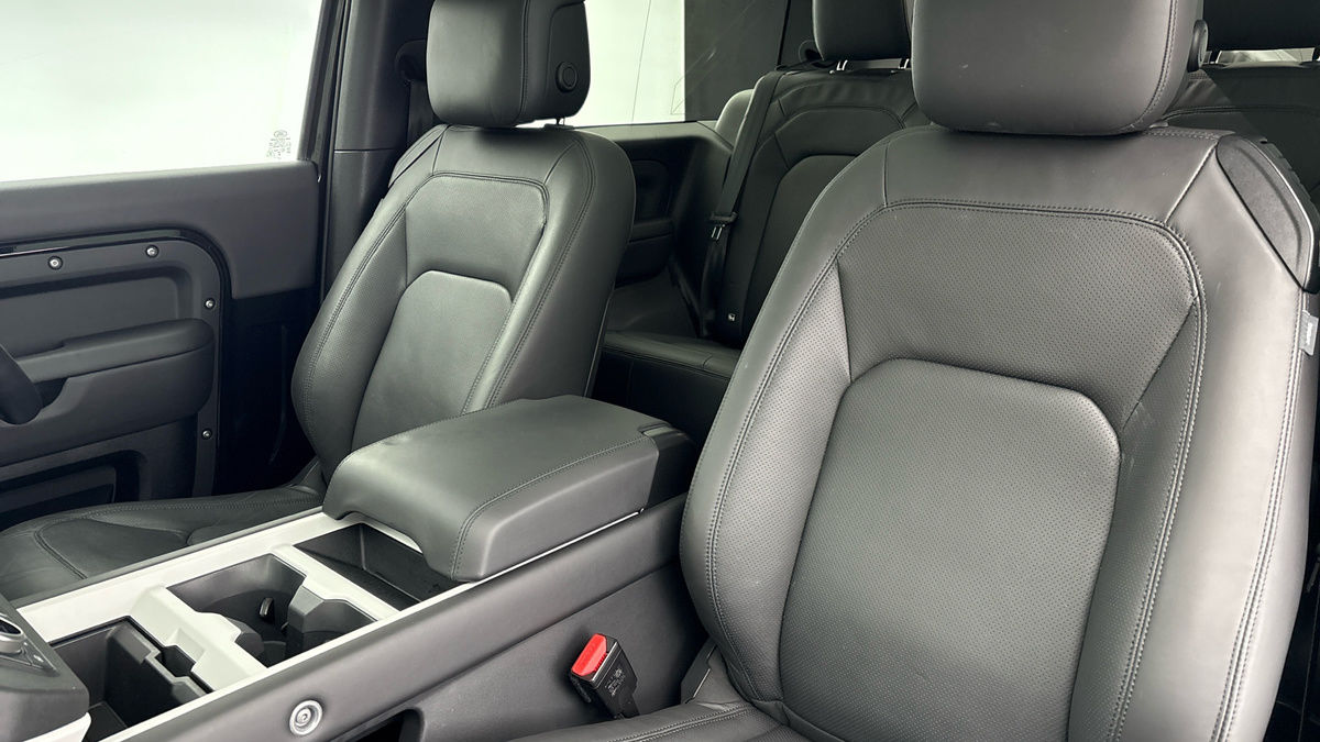 Used Land Rover Defender 90 2024 for sale - 77014697: Photo 7