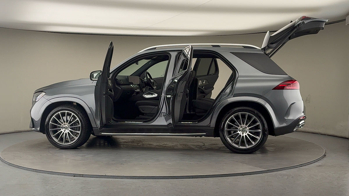 Used Mercedes-Benz GLE 2024 for sale - 77277065: Photo 48