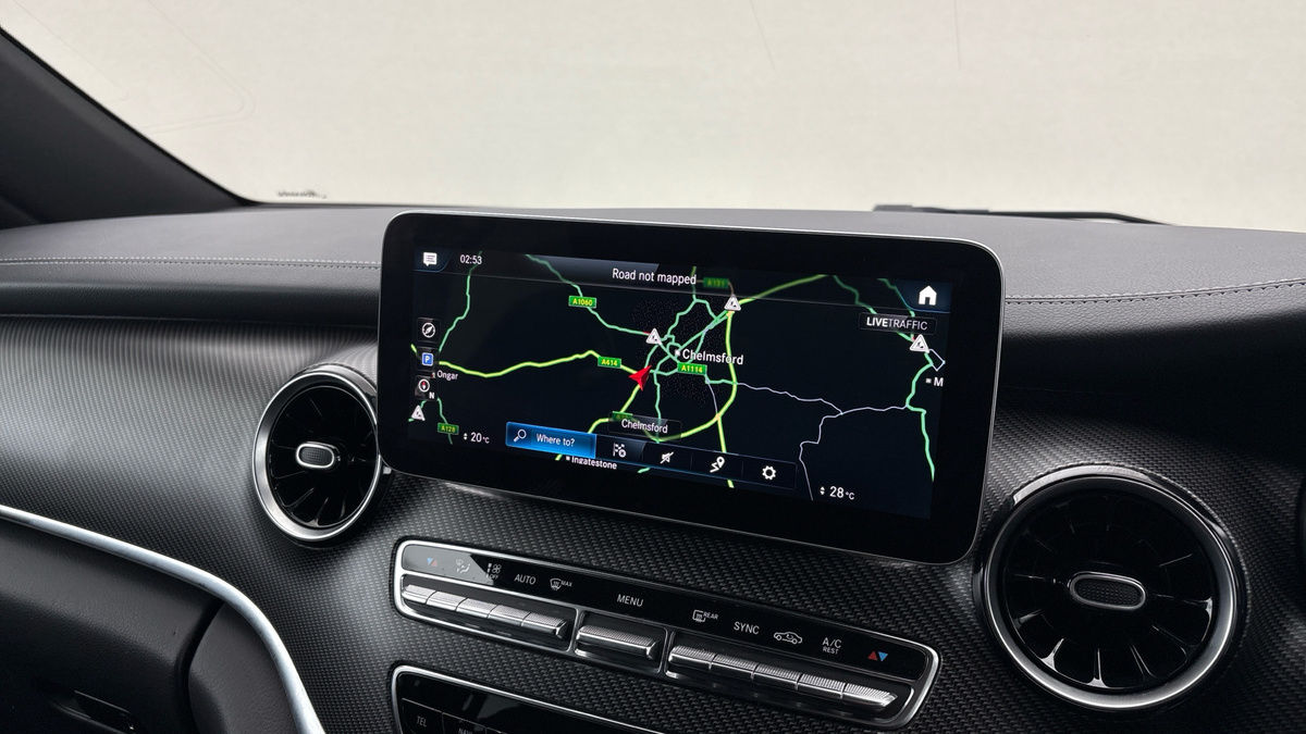 Used Mercedes-Benz V-Class 2023 for sale - 76256967: Photo 17