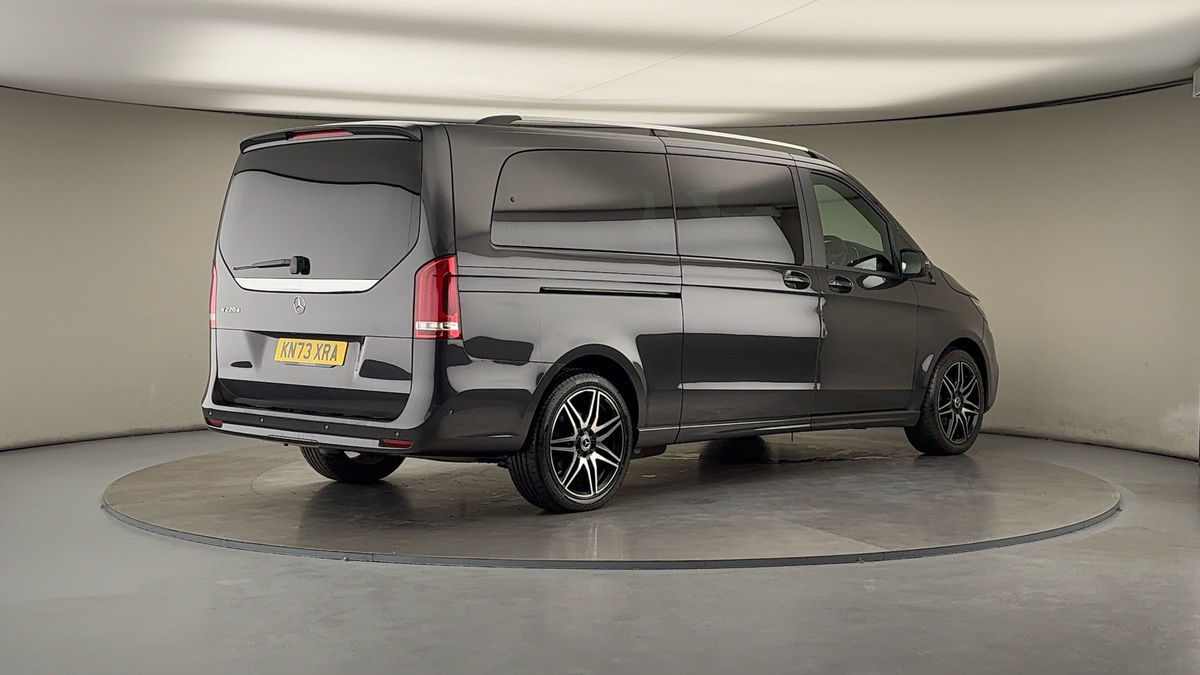 Used Mercedes-Benz V-Class 2023 for sale - 76256967: Photo 21