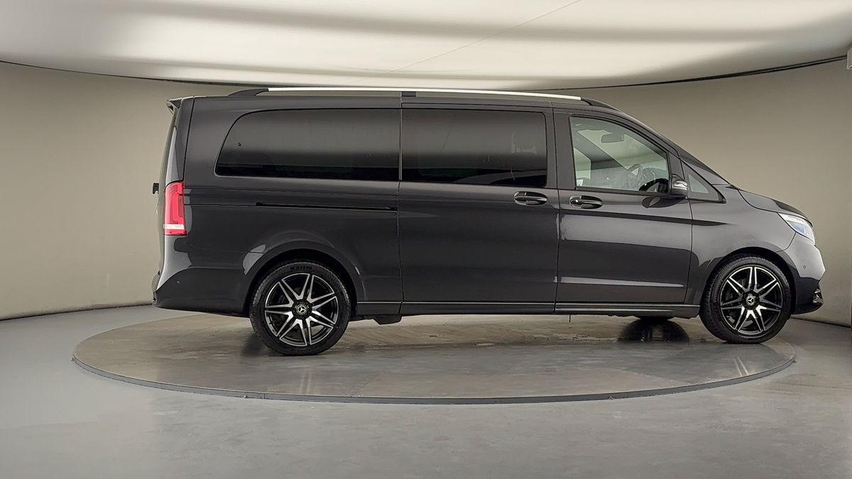 Used Mercedes-Benz V-Class 2023 for sale - 76256967: Photo 38