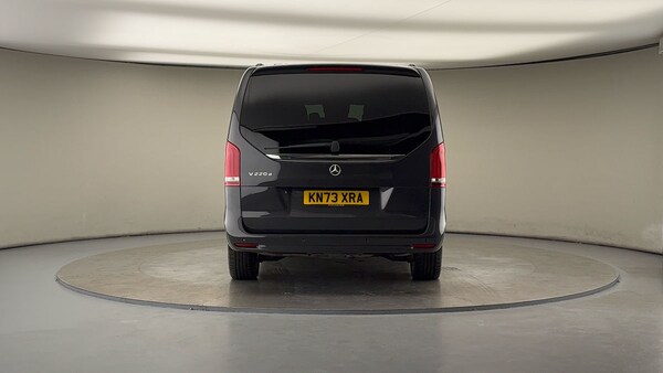 Used Mercedes-Benz V-Class 2023 for sale - 76256967: Photo 4