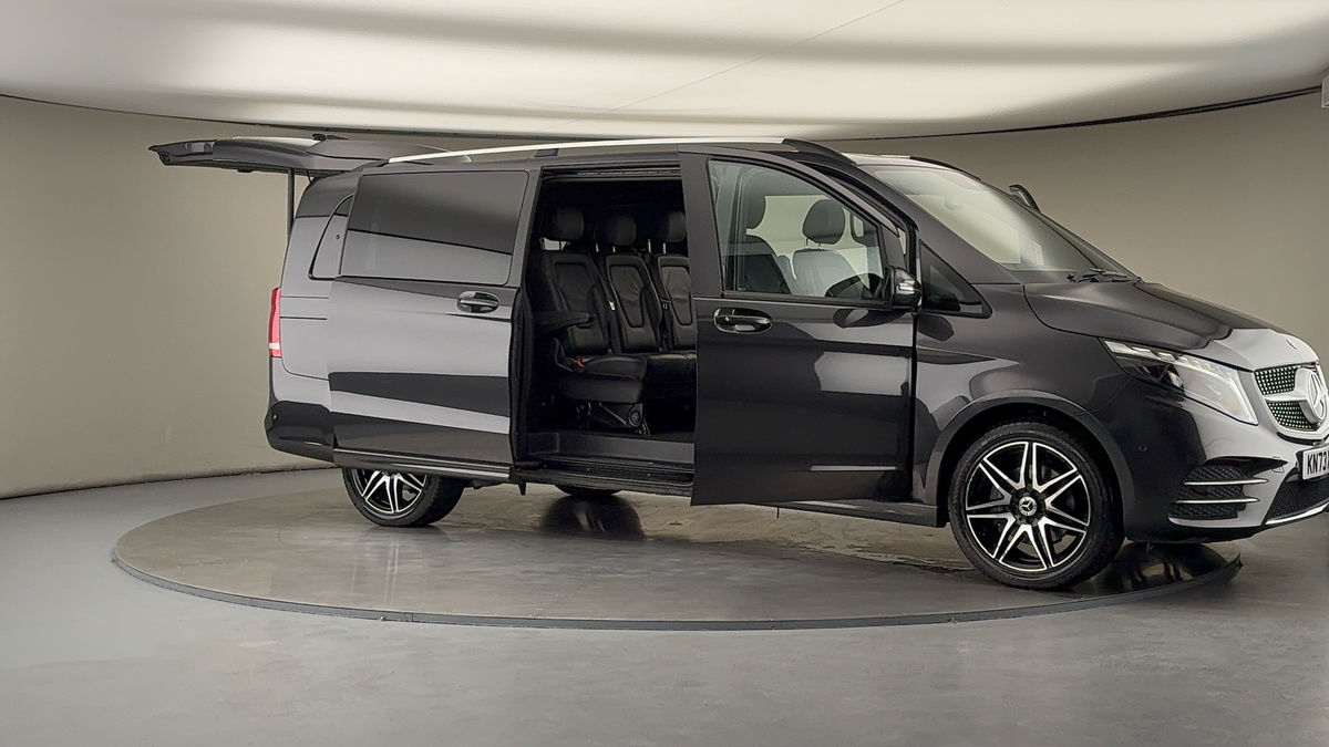 Used Mercedes-Benz V-Class 2023 for sale - 76256967: Photo 55