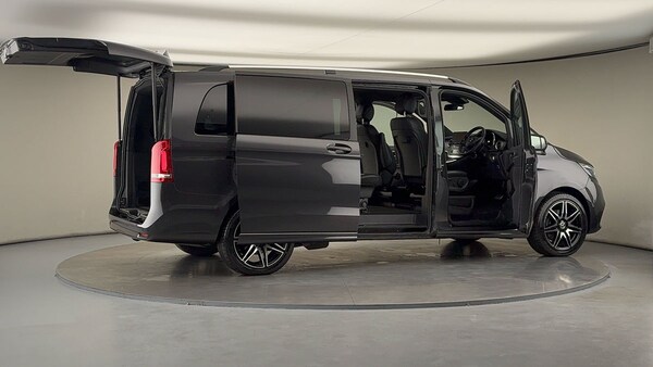 Used Mercedes-Benz V-Class 2023 for sale - 76256967: Photo 58