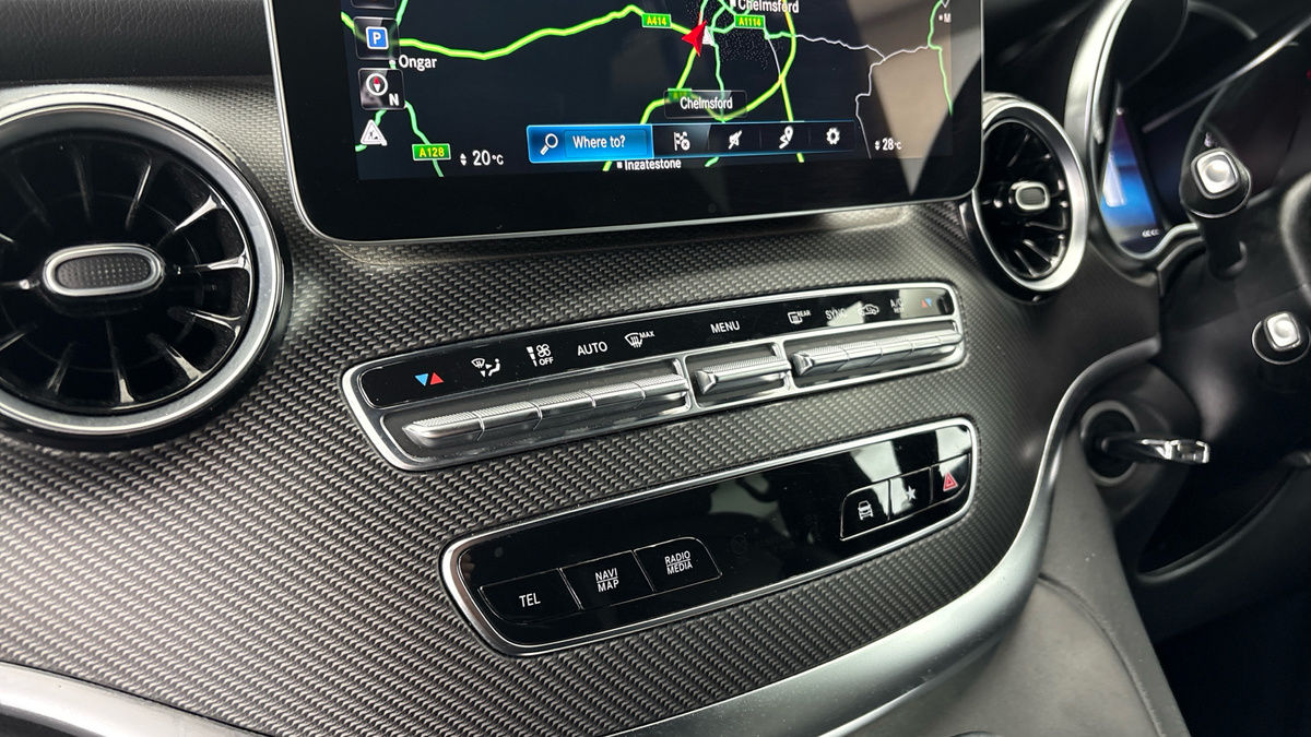 Used Mercedes-Benz V-Class 2023 for sale - 76256967: Photo 6