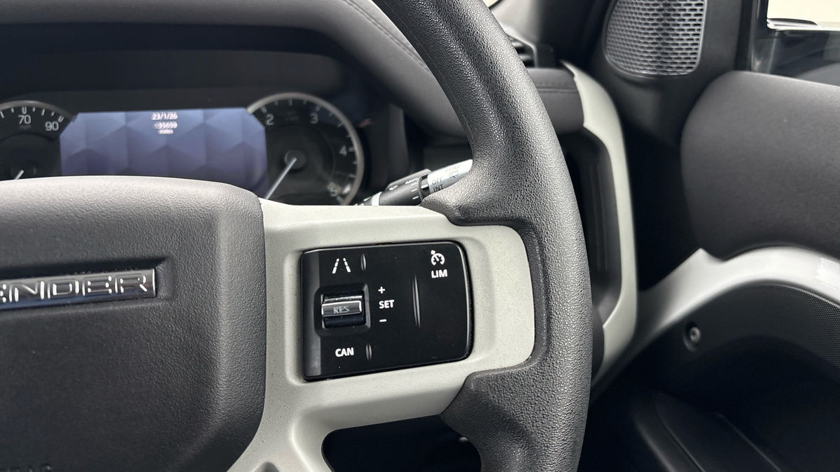 Used Land Rover Defender 2022 for sale - 77303327: Photo 14