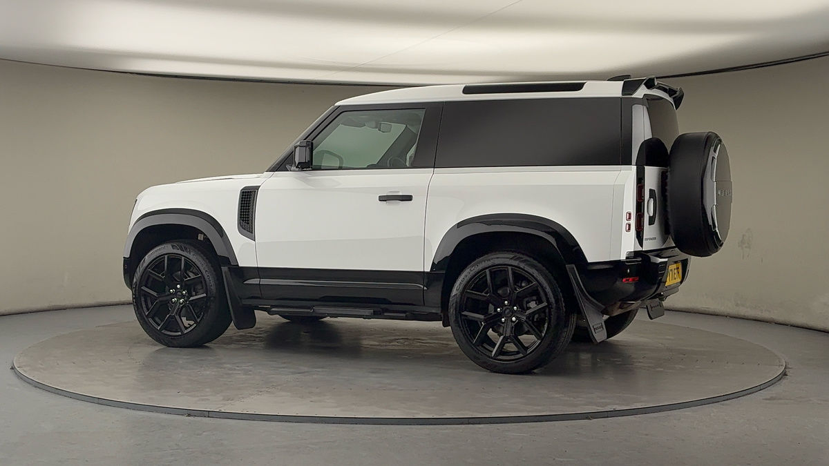 Used Land Rover Defender 2022 for sale - 77303327: Photo 26