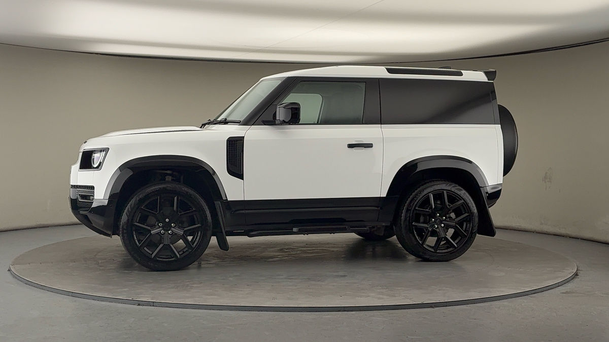 Used Land Rover Defender 2022 for sale - 77303327: Photo 28