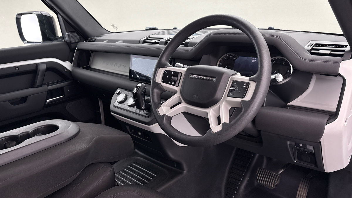 Used Land Rover Defender 2022 for sale - 77303327: Photo 5