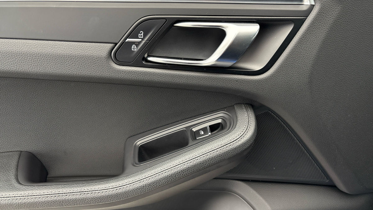 Used Porsche Macan 2020 for sale - 75962062: Photo 19