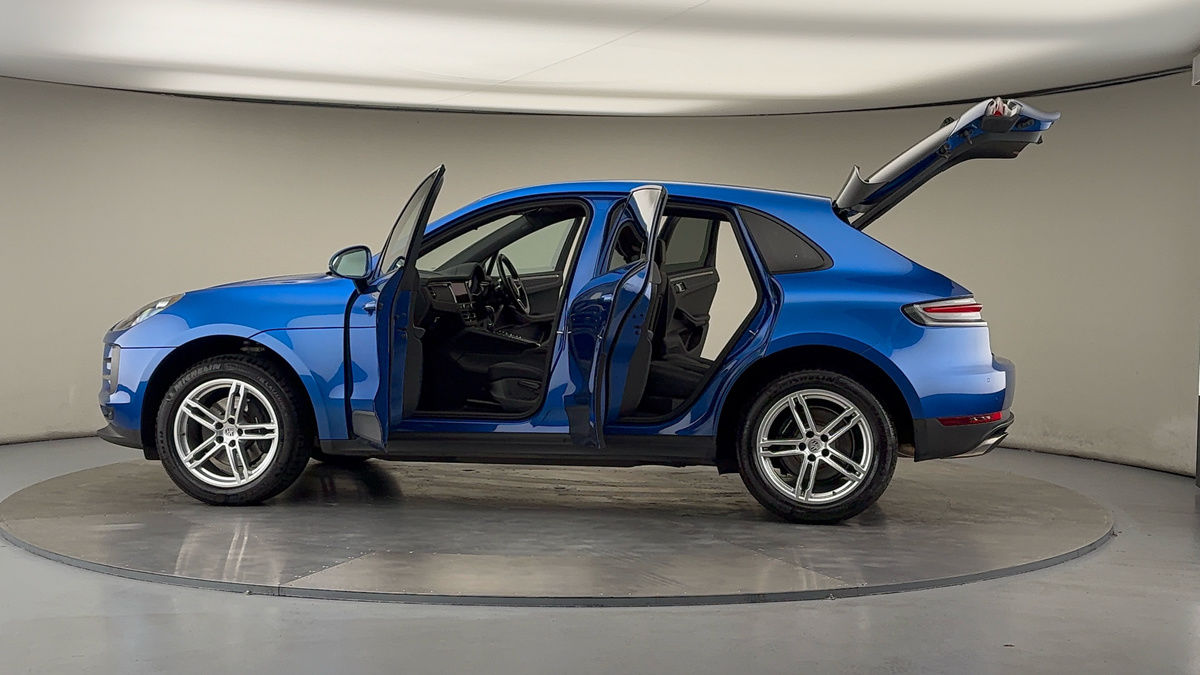 Used Porsche Macan 2020 for sale - 75962062: Photo 47