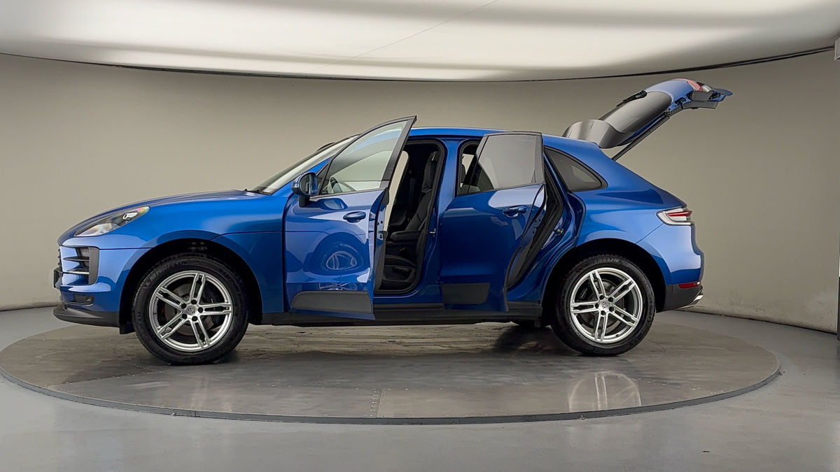 Used Porsche Macan 2020 for sale - 75962062: Photo 48