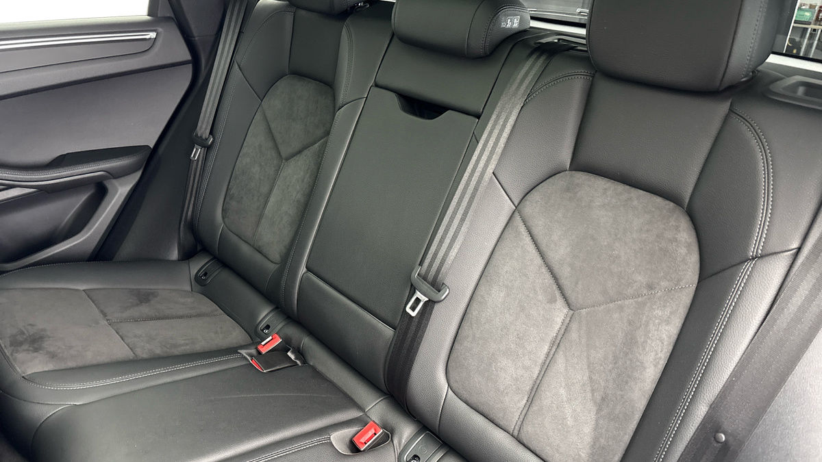 Used Porsche Macan 2020 for sale - 75962062: Photo 8