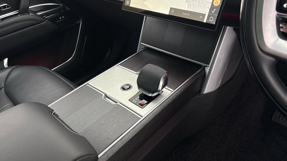 Used Land Rover Range Rover 2024 for sale - 76520951: Photo 18