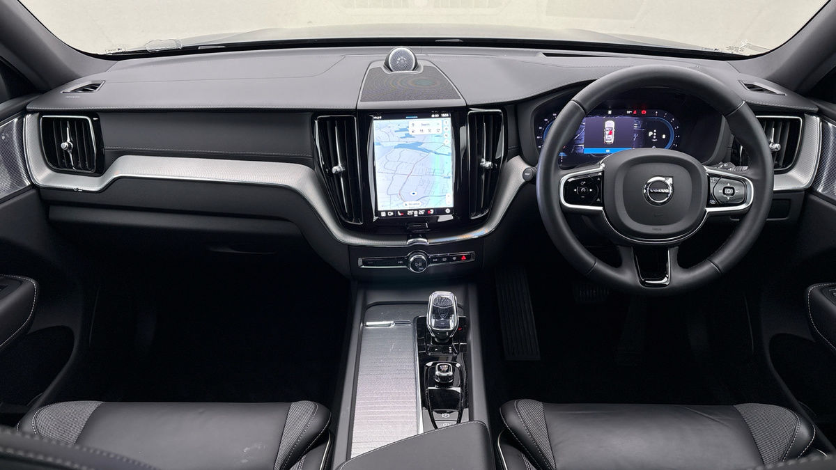 Used Volvo XC60 2024 for sale - 77277050: Photo 12