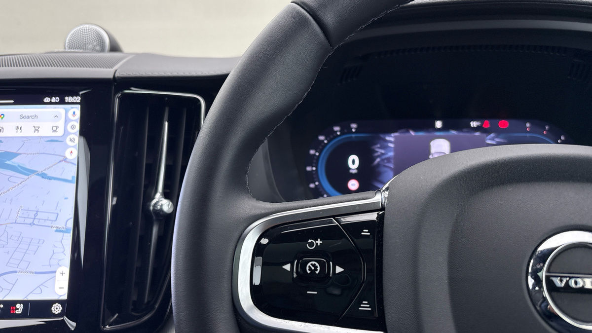 Used Volvo XC60 2024 for sale - 77277050: Photo 13