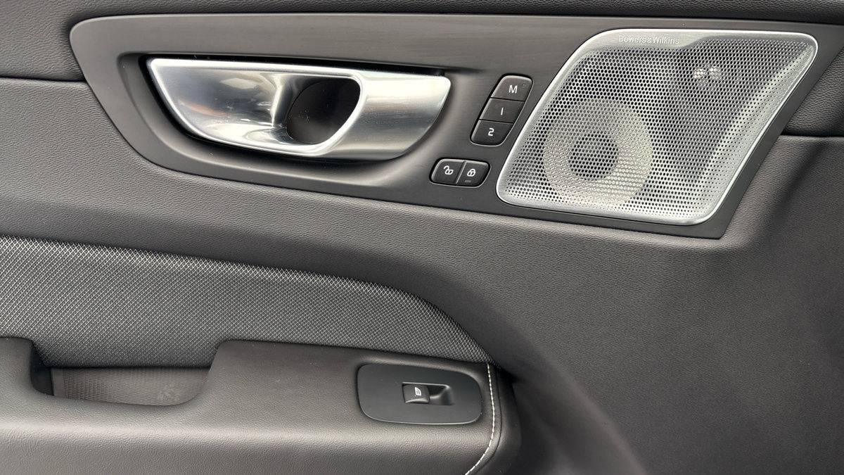 Used Volvo XC60 2024 for sale - 77277050: Photo 19