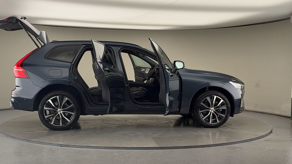 Used Volvo XC60 2024 for sale - 77277050: Photo 56