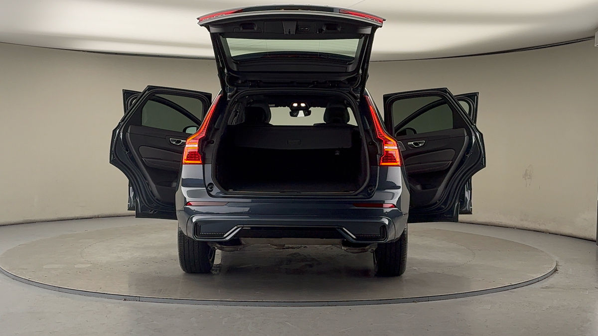 Used Volvo XC60 2024 for sale - 77277050: Photo 60