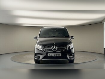 Used Mercedes-Benz V-Class 2023 for sale - 78608001: Photo