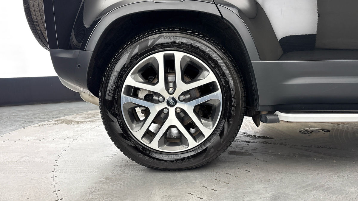 Used Land Rover Defender 110 2022 for sale - 77622203: Photo 10