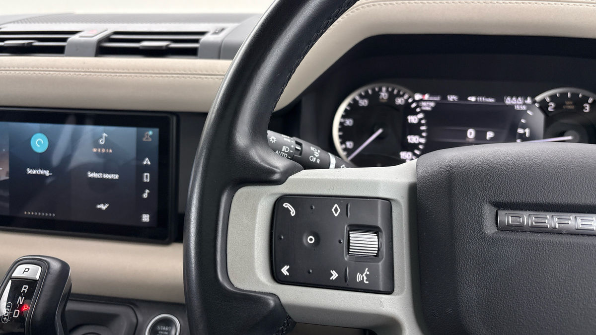 Used Land Rover Defender 110 2022 for sale - 77622203: Photo 13