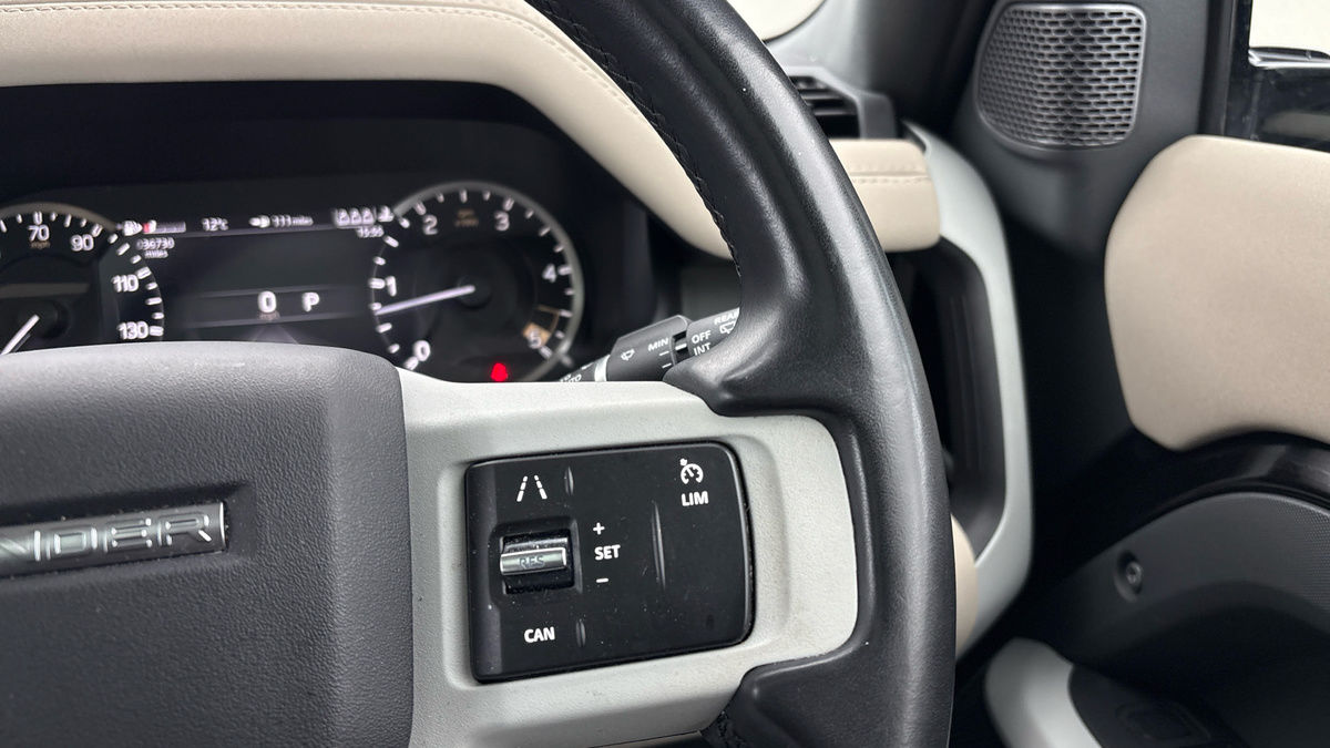 Used Land Rover Defender 110 2022 for sale - 77622203: Photo 14