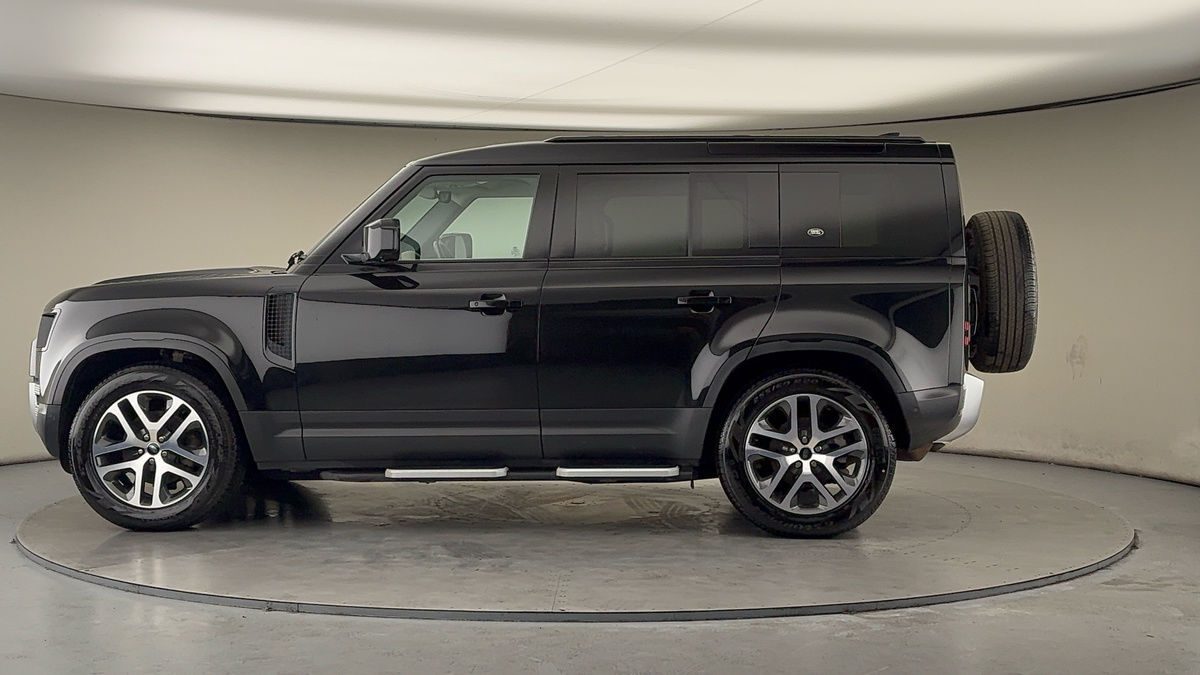 Used Land Rover Defender 110 2022 for sale - 77622203: Photo 27