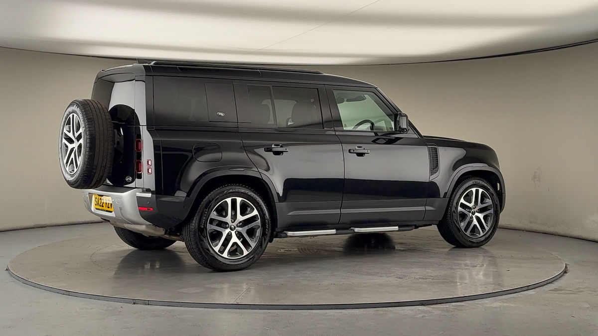 Used Land Rover Defender 110 2022 for sale - 77622203: Photo 38