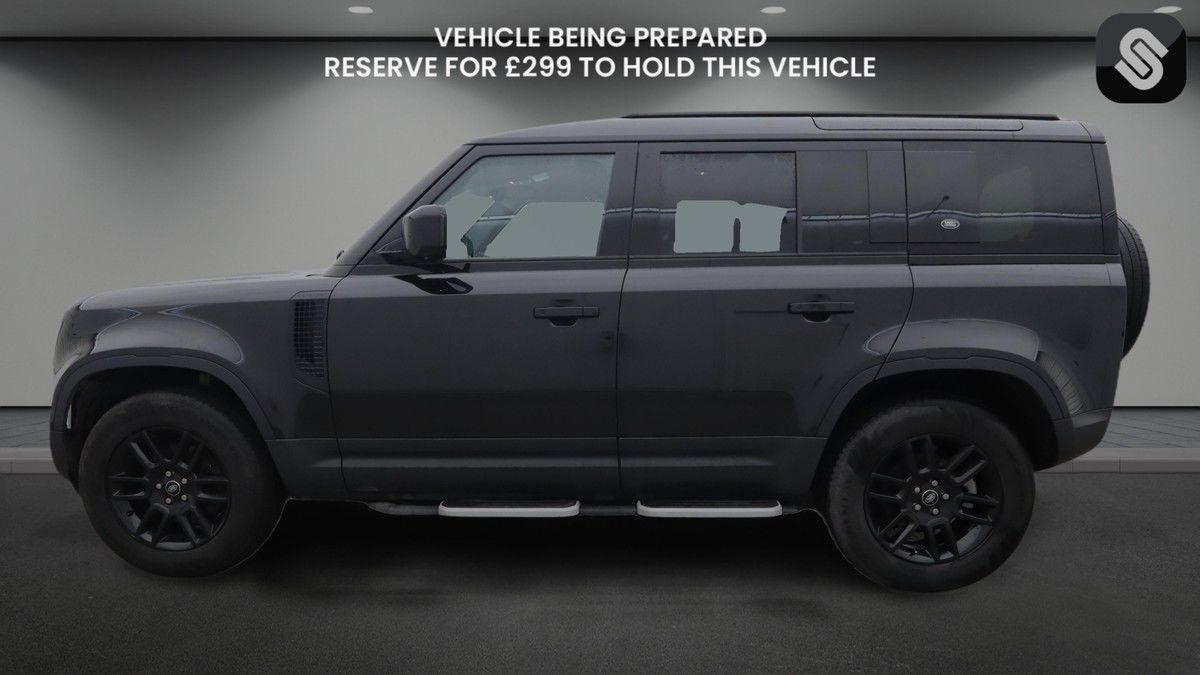 Used Land Rover Defender 2022 for sale - 77622203: Photo 6