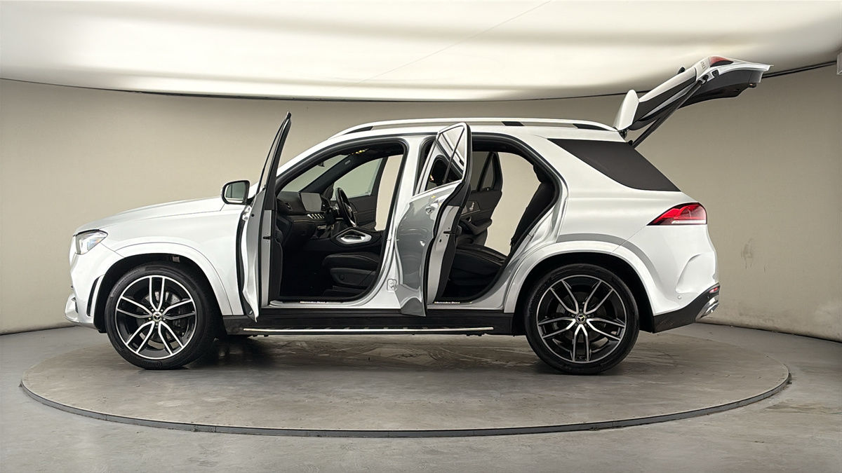 Used Mercedes-Benz GLE 2021 for sale - 77880786: Photo 48