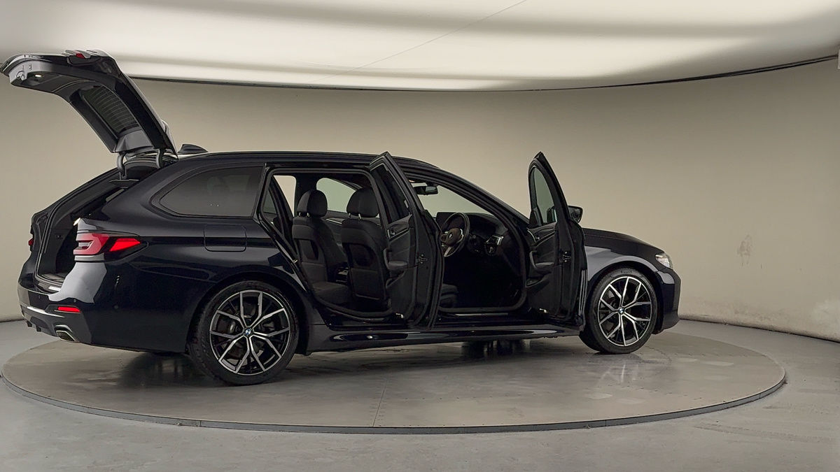 Used BMW 5 Series 2022 for sale - 76924149: Photo 57