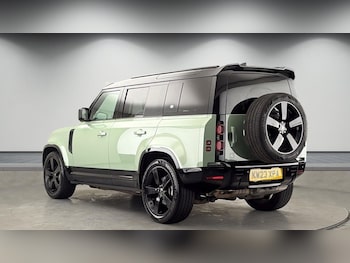 Used Land Rover Defender 110 2023 for sale - 78289084: Photo