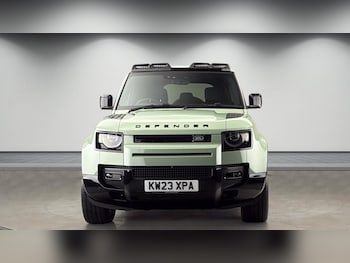 Used Land Rover Defender 110 2023 for sale - 78289084: Photo