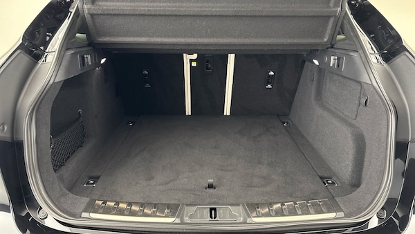 Used Jaguar F-Pace 2023 for sale - 76185928: Photo 11