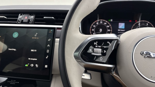 Used Jaguar F-Pace 2023 for sale - 76185928: Photo 13