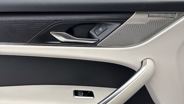 Used Jaguar F-Pace 2023 for sale - 76185928: Photo 19