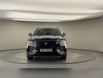 Used Jaguar F-Pace 2023 for sale - 76185928: Photo