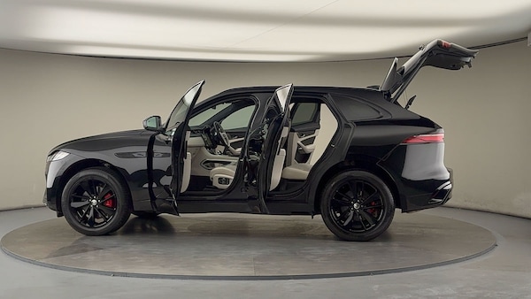 Used Jaguar F-Pace 2023 for sale - 76185928: Photo 46