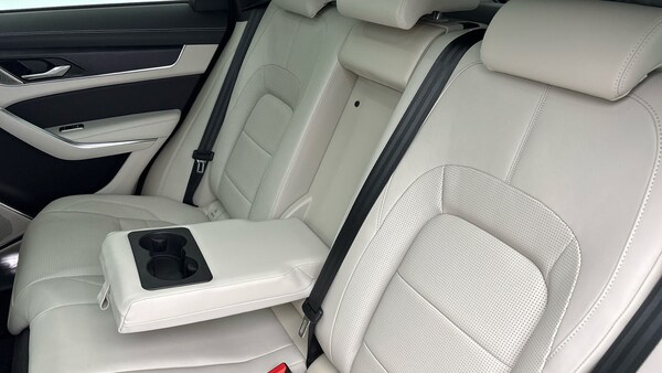 Used Jaguar F-Pace 2023 for sale - 76185928: Photo 9