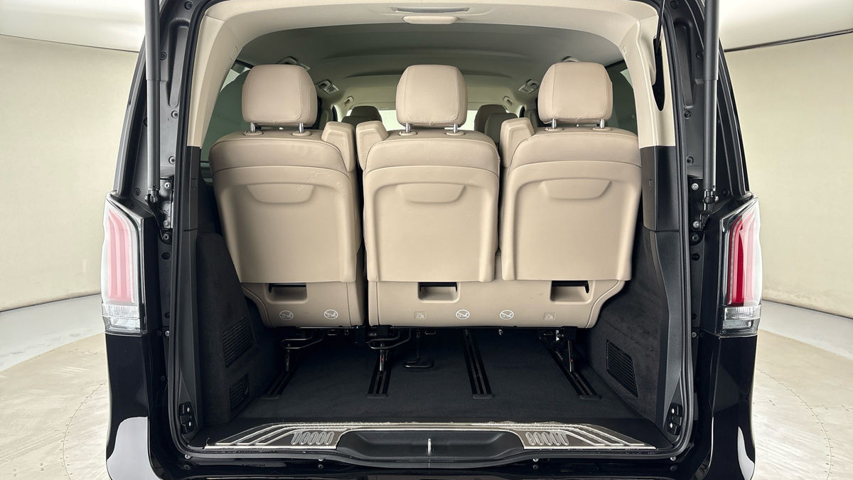 Used Mercedes-Benz V-Class 2025 for sale - 77118317: Photo 11