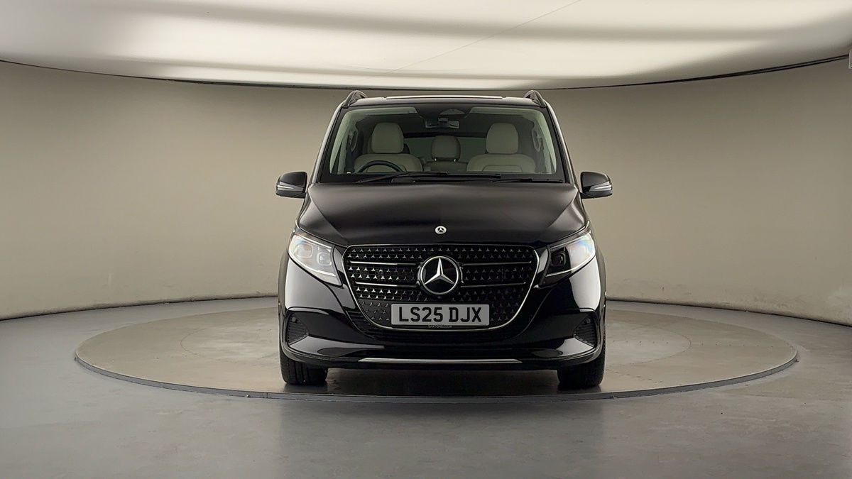 Used Mercedes-Benz V-Class 2025 for sale - 77118317: Photo 3