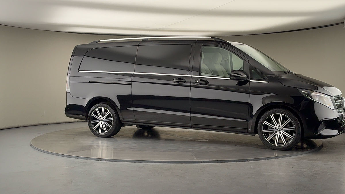 Used Mercedes-Benz V-Class 2025 for sale - 77118317: Photo 38