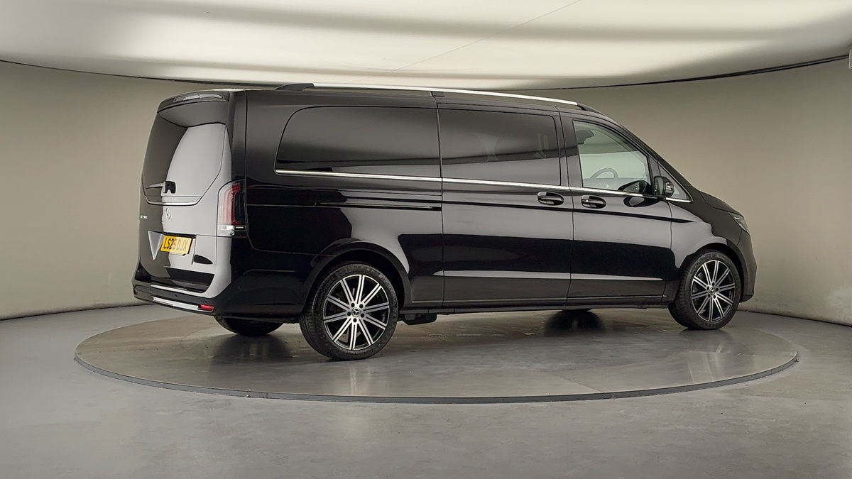 Used Mercedes-Benz V-Class 2025 for sale - 77118317: Photo 41