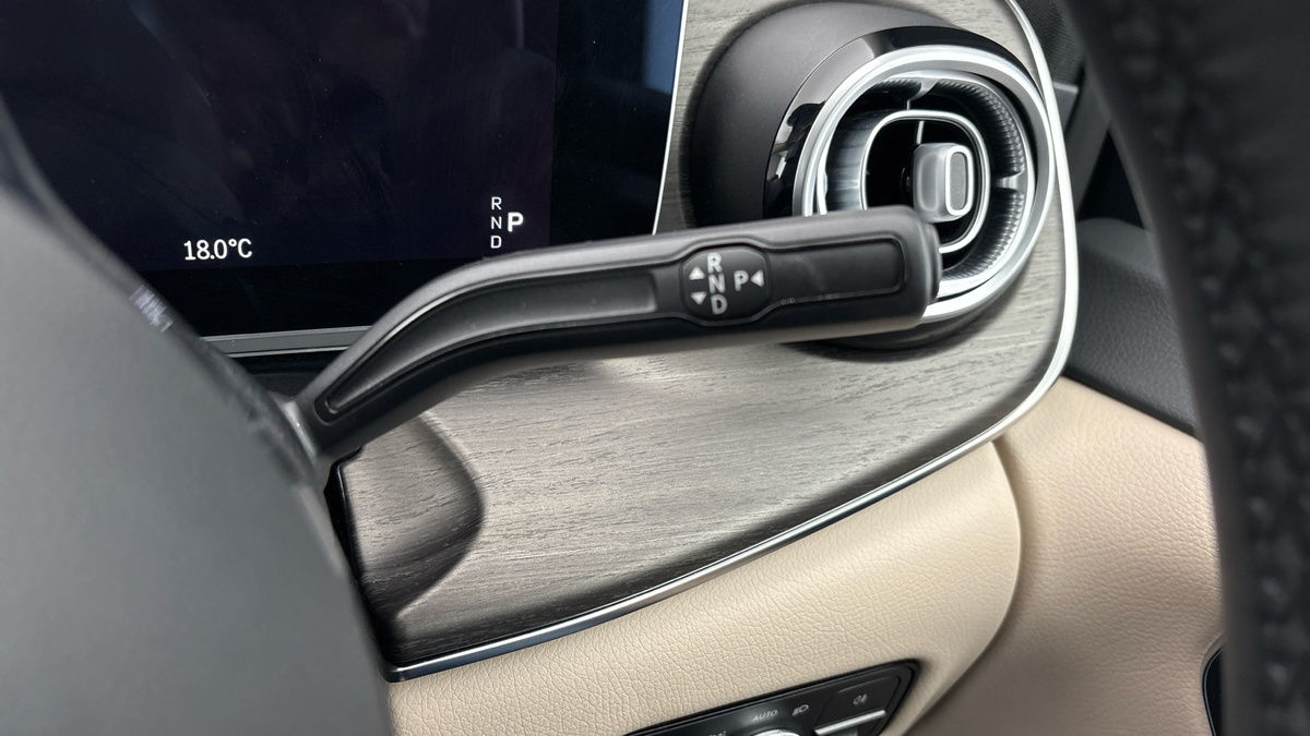 Used Mercedes-Benz V-Class 2025 for sale - 77118317: Photo 6