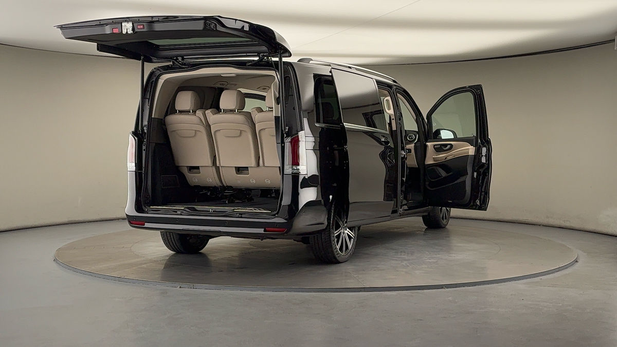 Used Mercedes-Benz V-Class 2025 for sale - 77118317: Photo 62