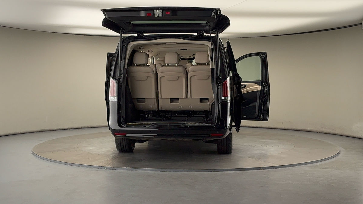 Used Mercedes-Benz V-Class 2025 for sale - 77118317: Photo 63